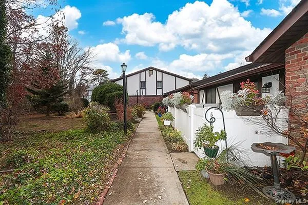 $395,000 | 603 Blue Ridge Drive, Medford, NY 11763