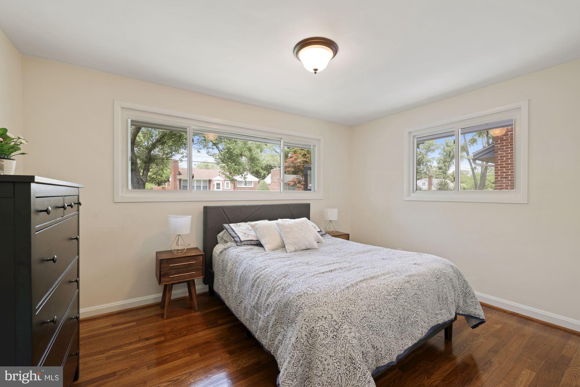 10503 Insley Street Silver Spring, MD 20902 - Photo 21 of 58 Owner's bedroom