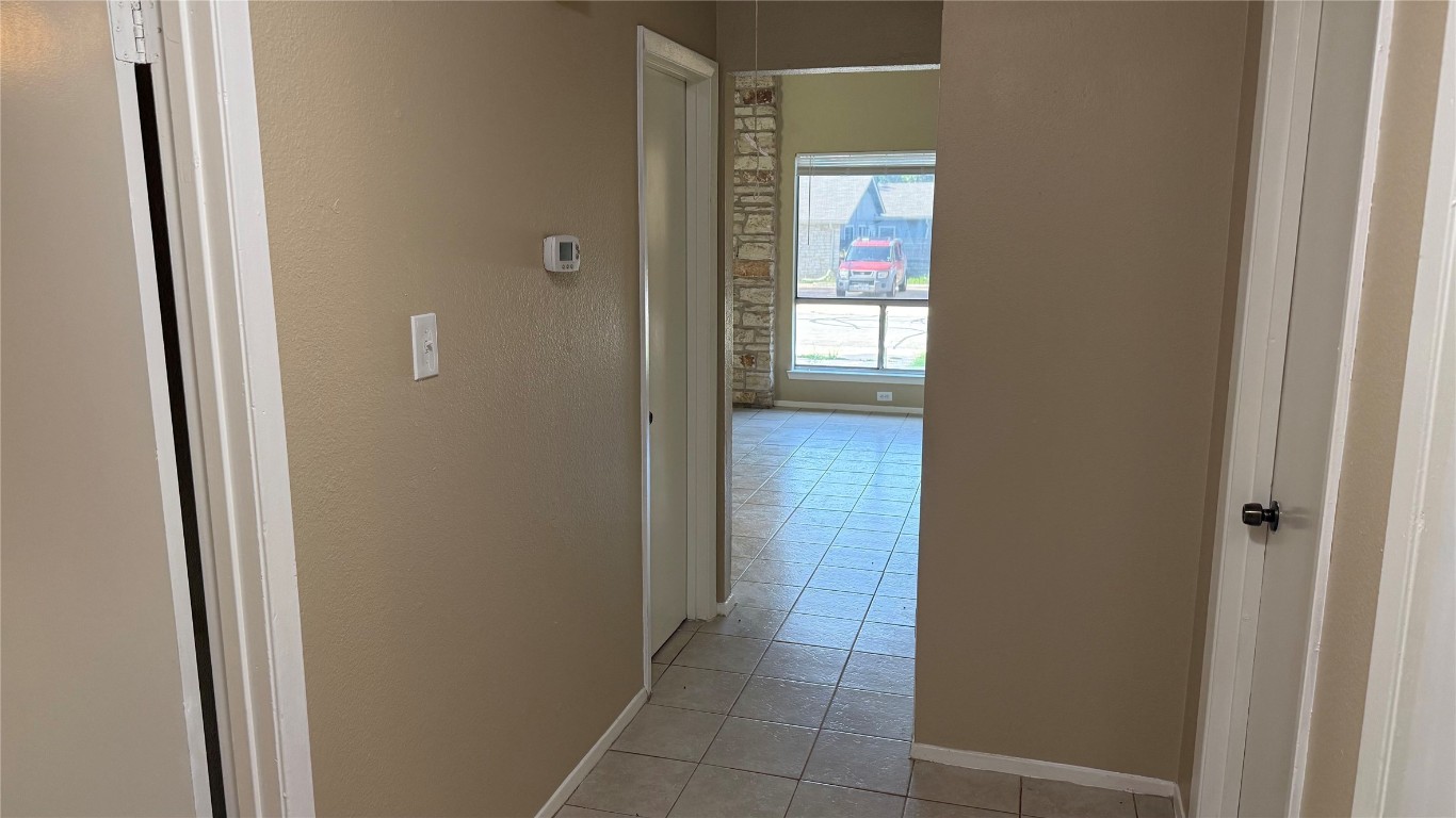10400 Burmaster Lane, Unit A Austin, TX 78750 - Photo 5 of 20 a view of a hallway