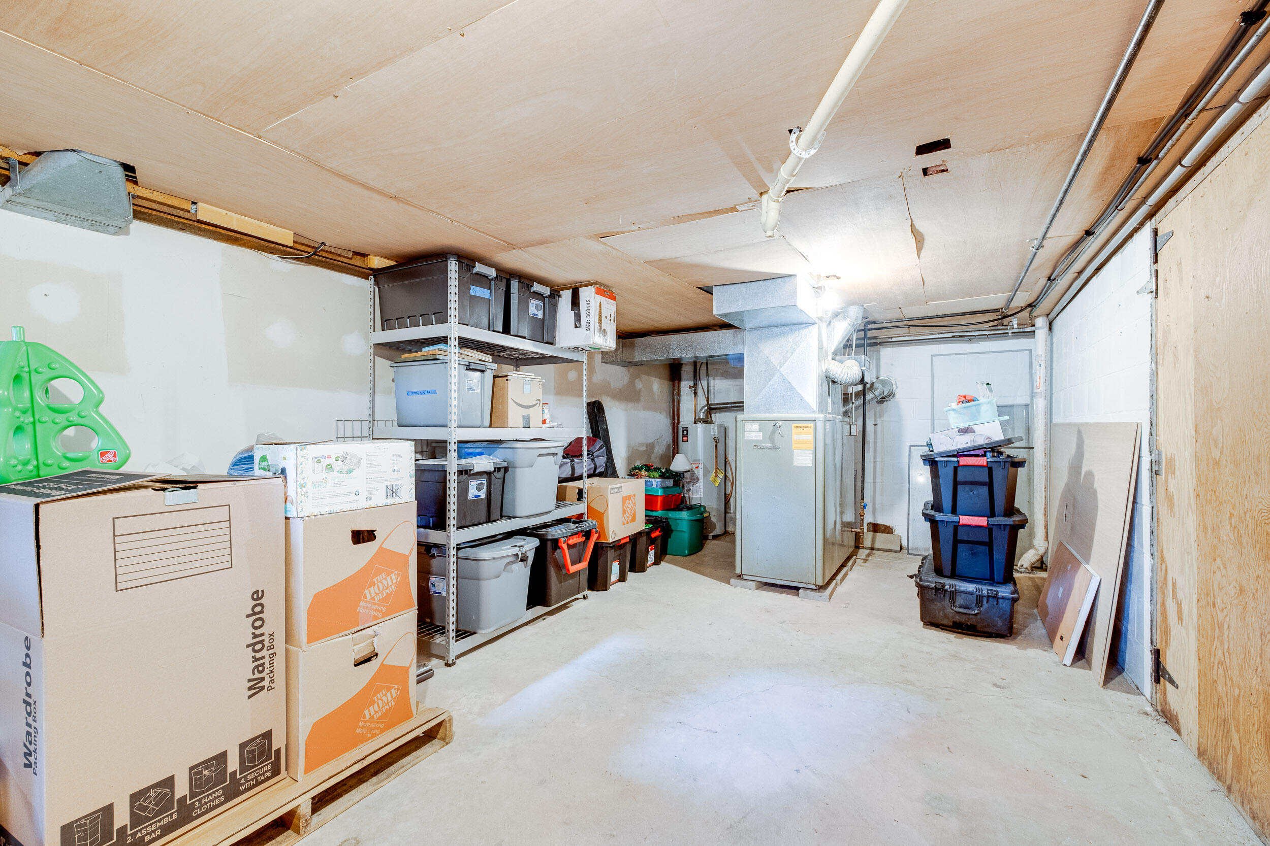 137 Valley Road Raymond, ME 04071 - Photo 23 of 35 137 Valley Rd_Raymond_21