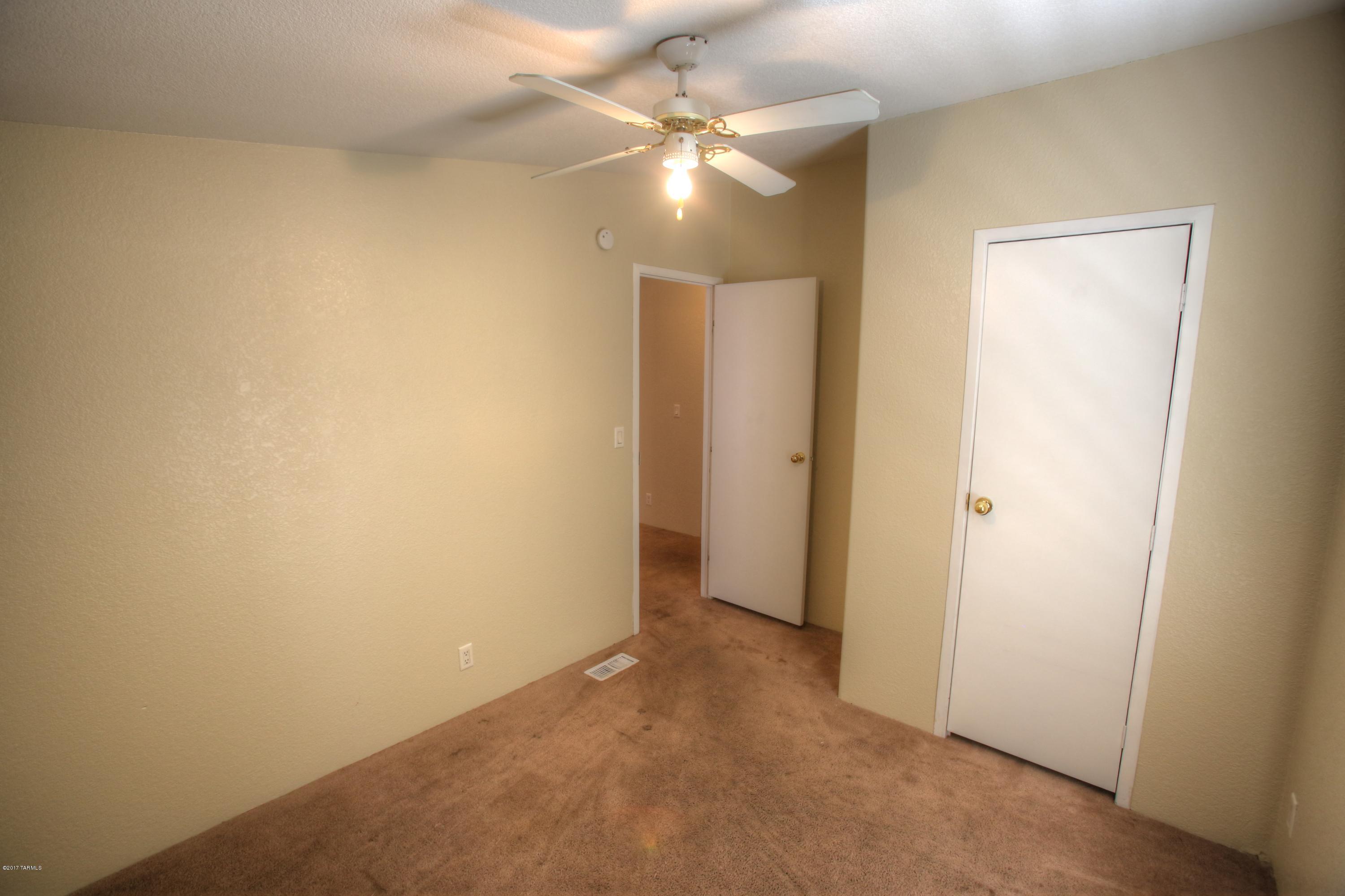 113 East Delano Street Tucson, AZ 85705 - Photo 11 of 16