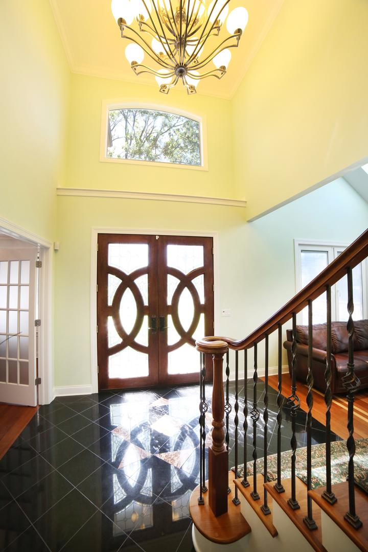 389 South Quentin Road Palatine, IL 60067 - Photo 4 of 42