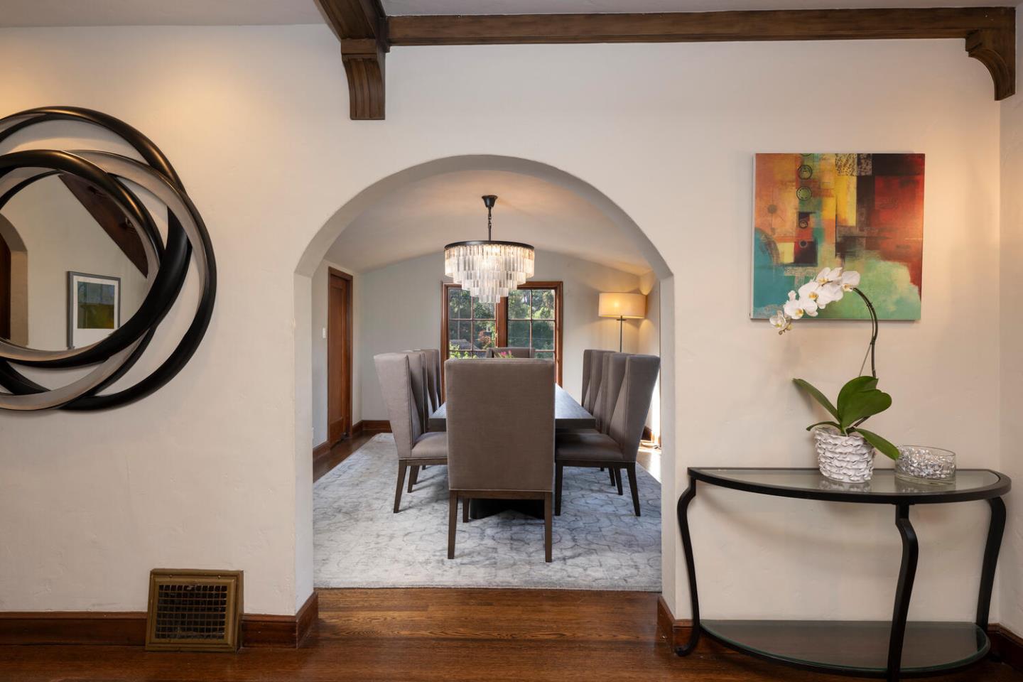 973 Baileyana Road Hillsborough, CA 94010 - Photo 14 of 47