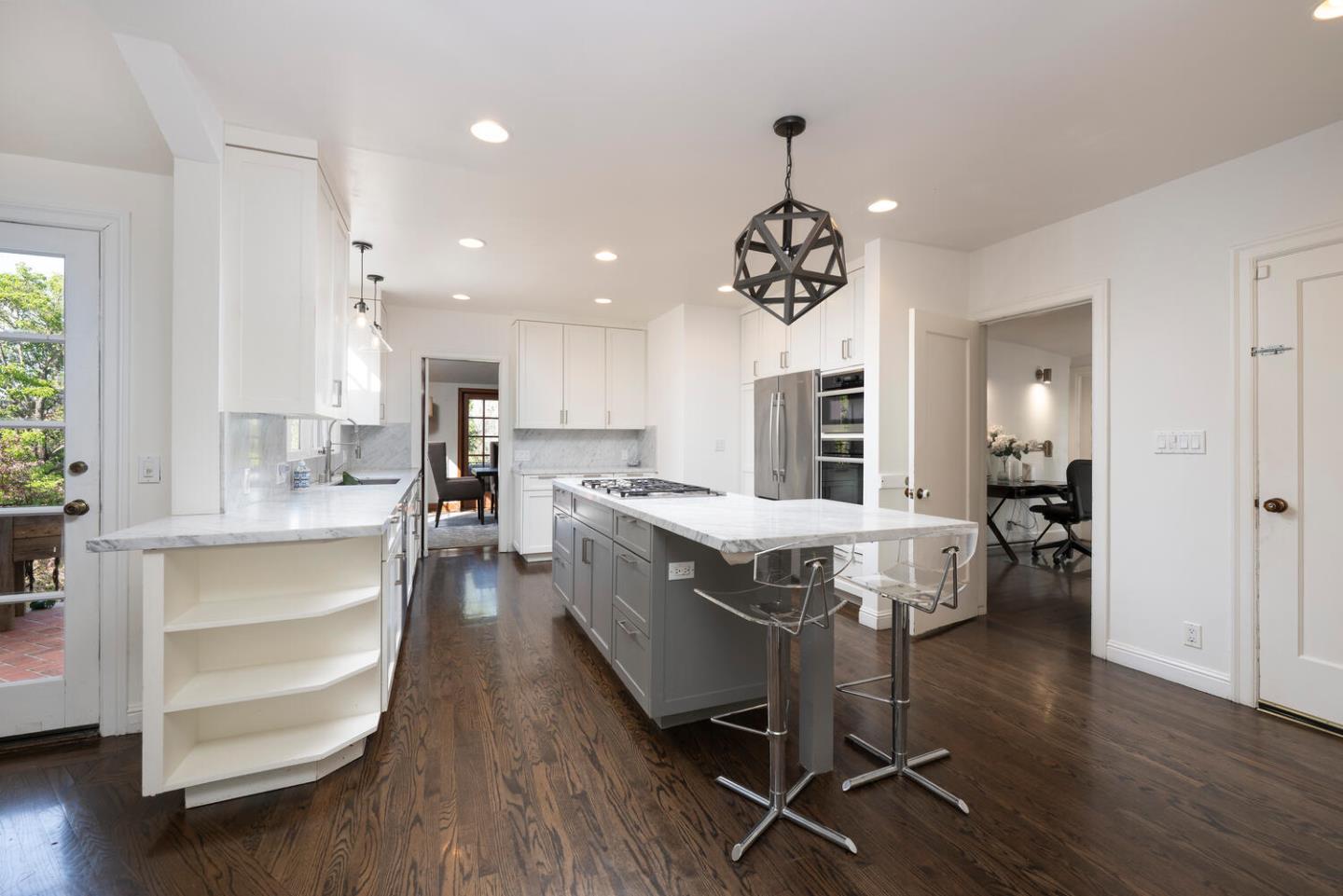 973 Baileyana Road Hillsborough, CA 94010 - Photo 17 of 47