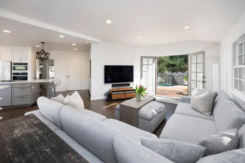 $5,875,000 | 973 Baileyana Road, Hillsborough, CA 94010