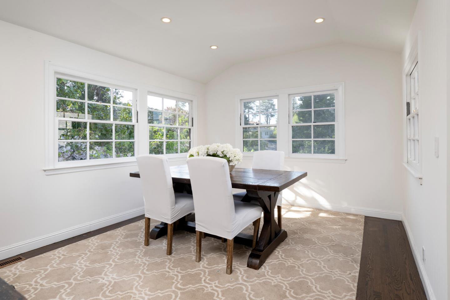 973 Baileyana Road Hillsborough, CA 94010 - Photo 21 of 47