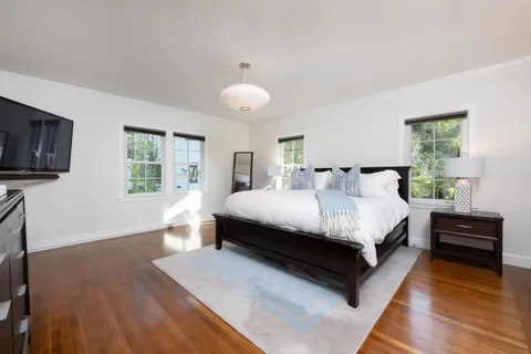 $5,875,000 | 973 Baileyana Road, Hillsborough, CA 94010