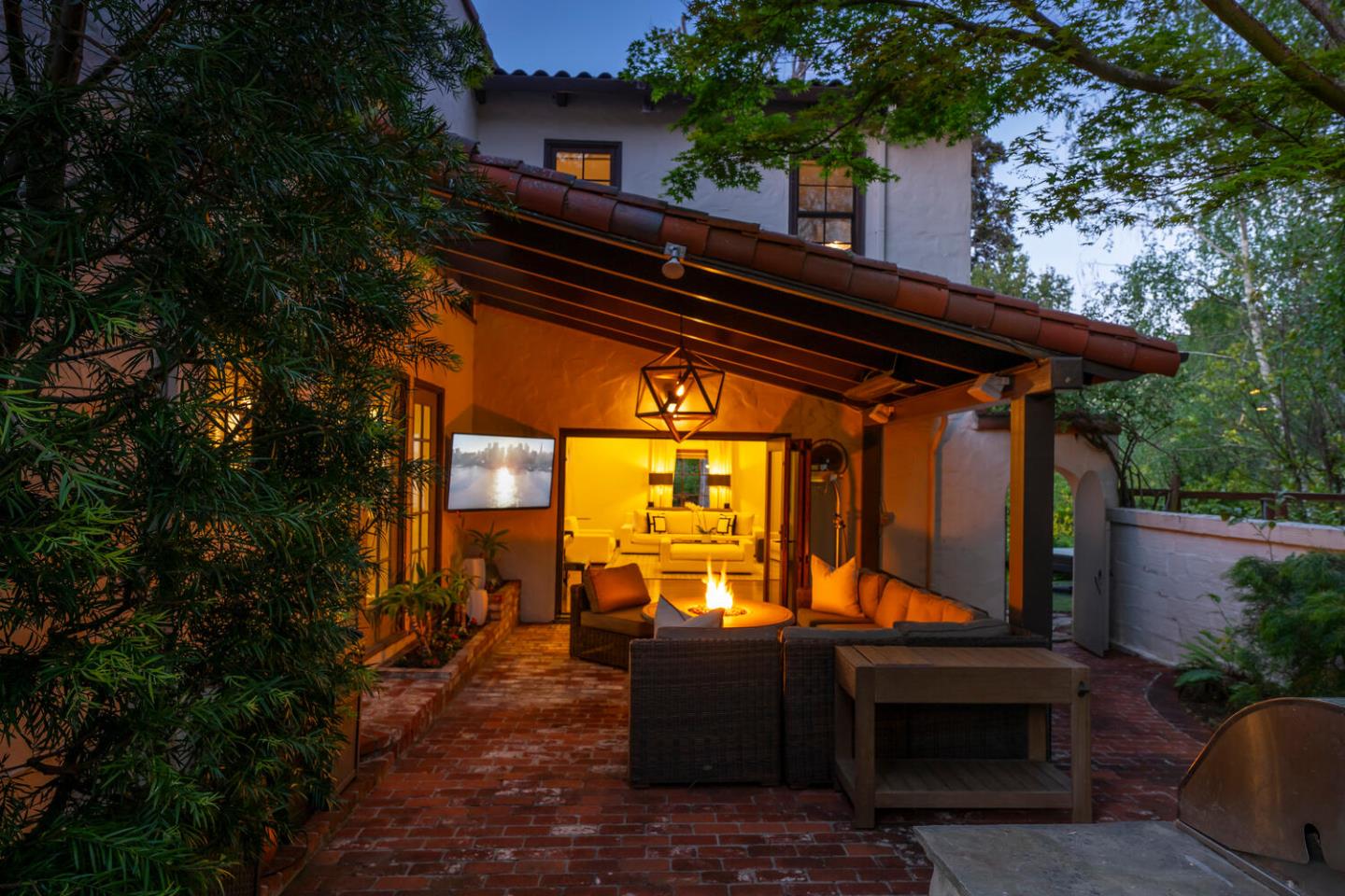 973 Baileyana Road Hillsborough, CA 94010 - Photo 41 of 47