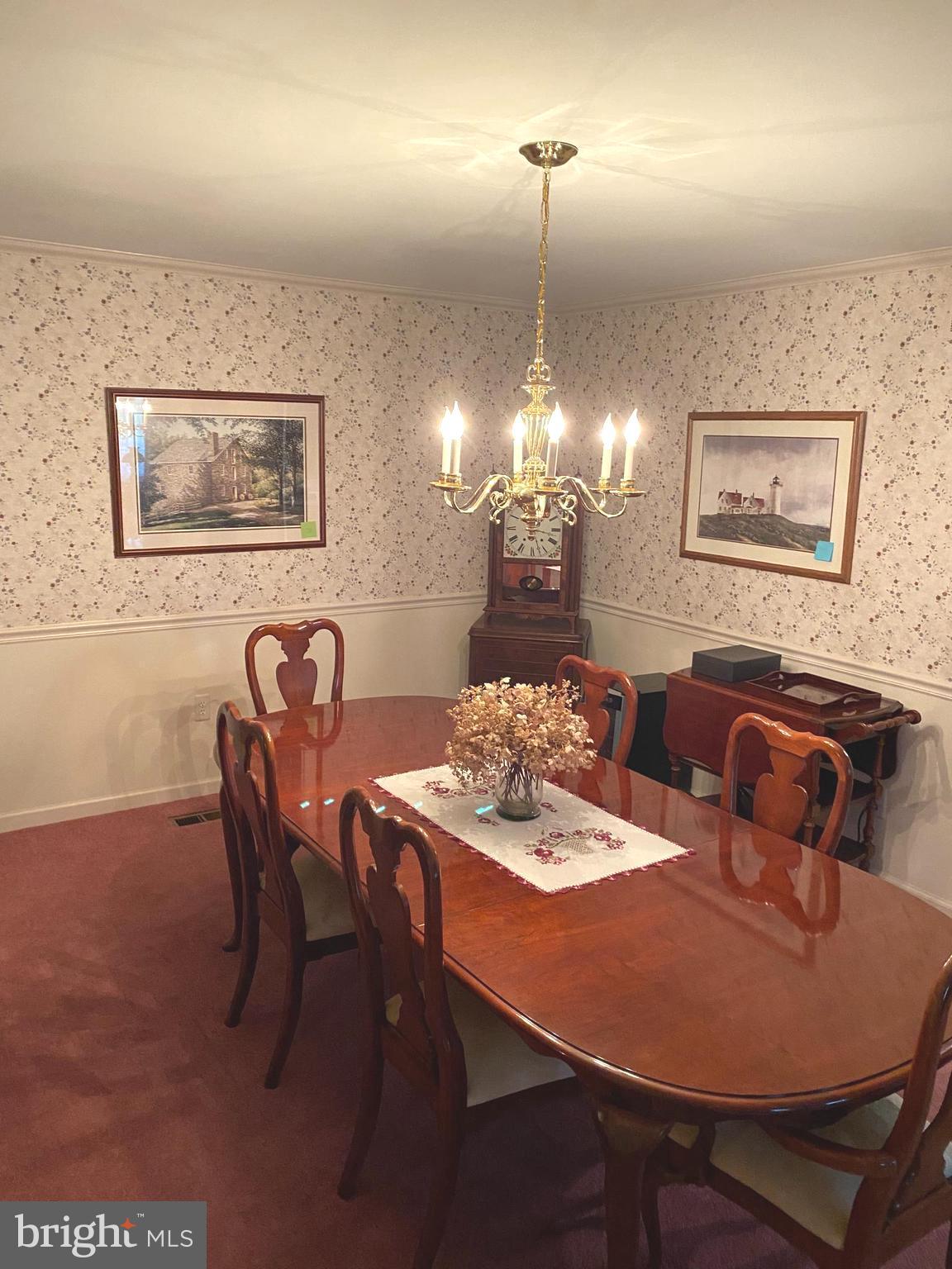 12 Paddock Circle Horsham, PA 19044 - Photo 27 of 40 Dining Room