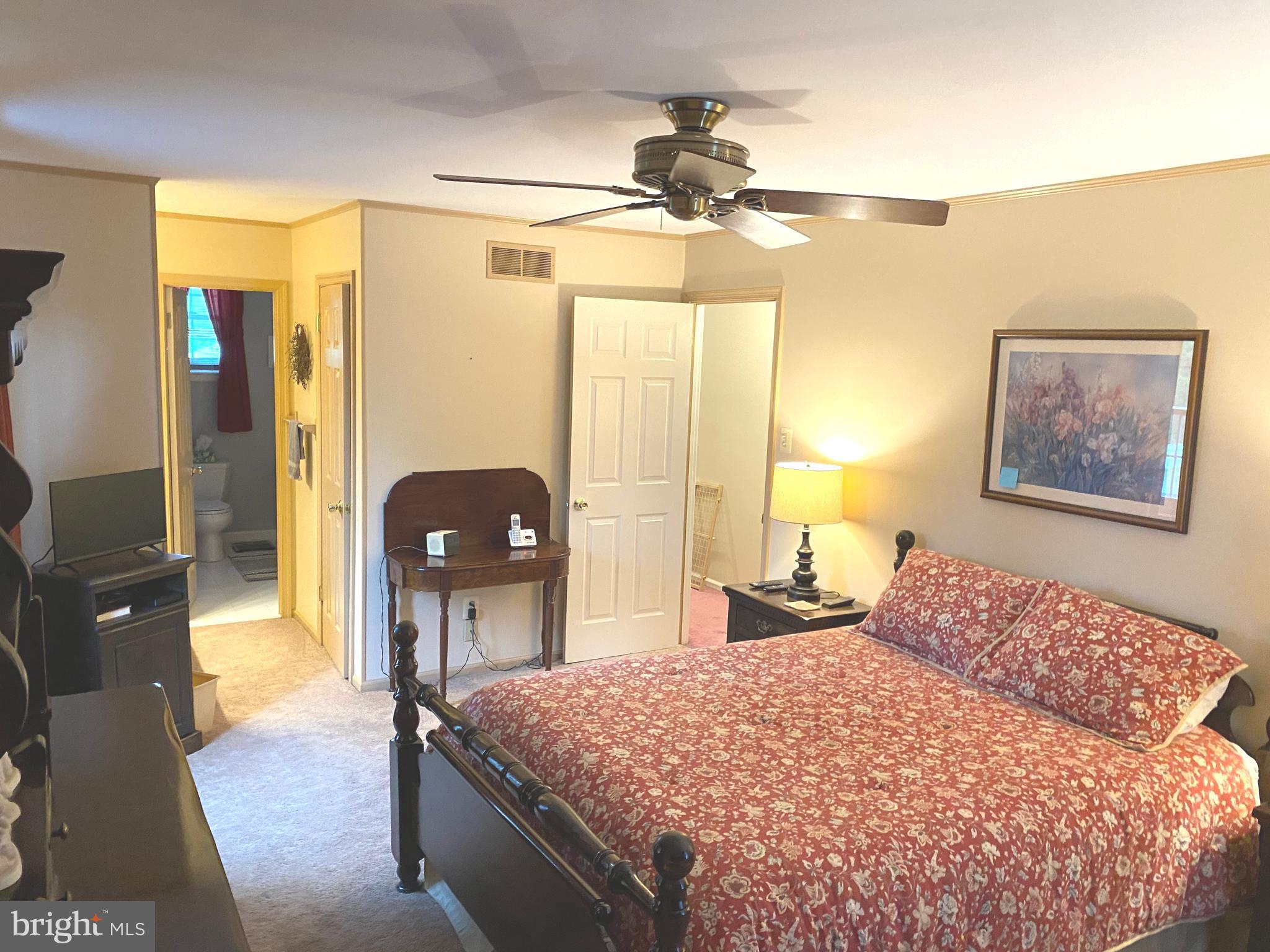 12 Paddock Circle Horsham, PA 19044 - Photo 29 of 40 Master Bedroom