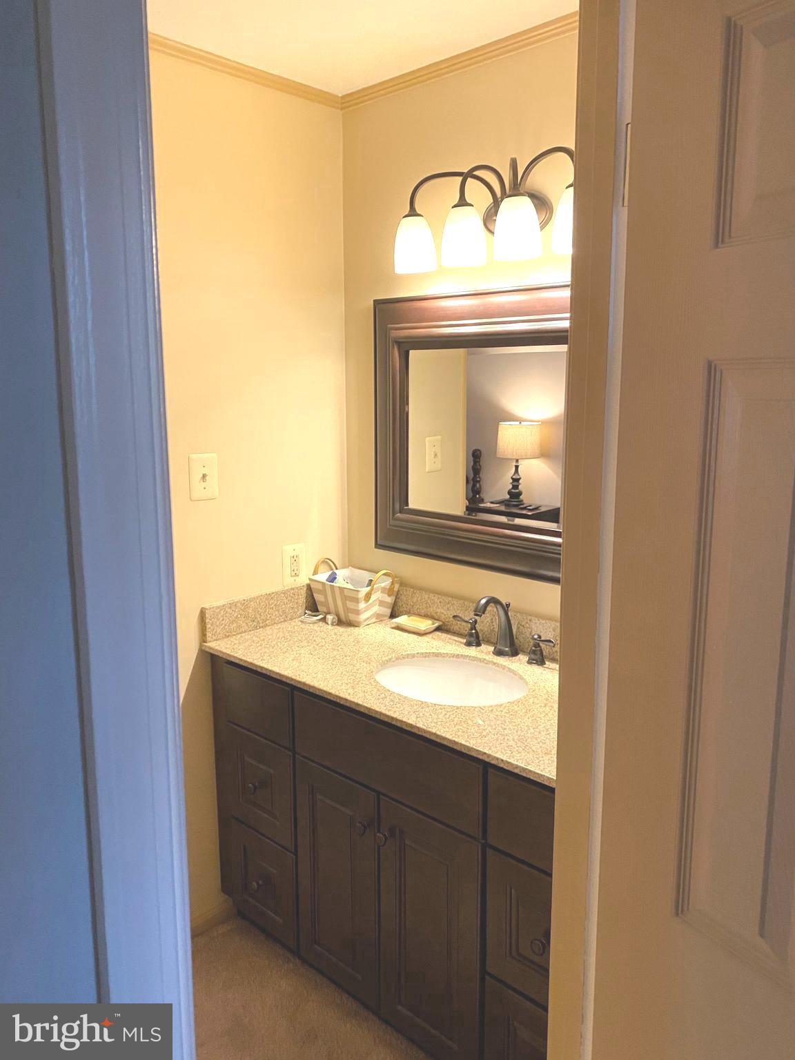 12 Paddock Circle Horsham, PA 19044 - Photo 32 of 40 Separate Vanity