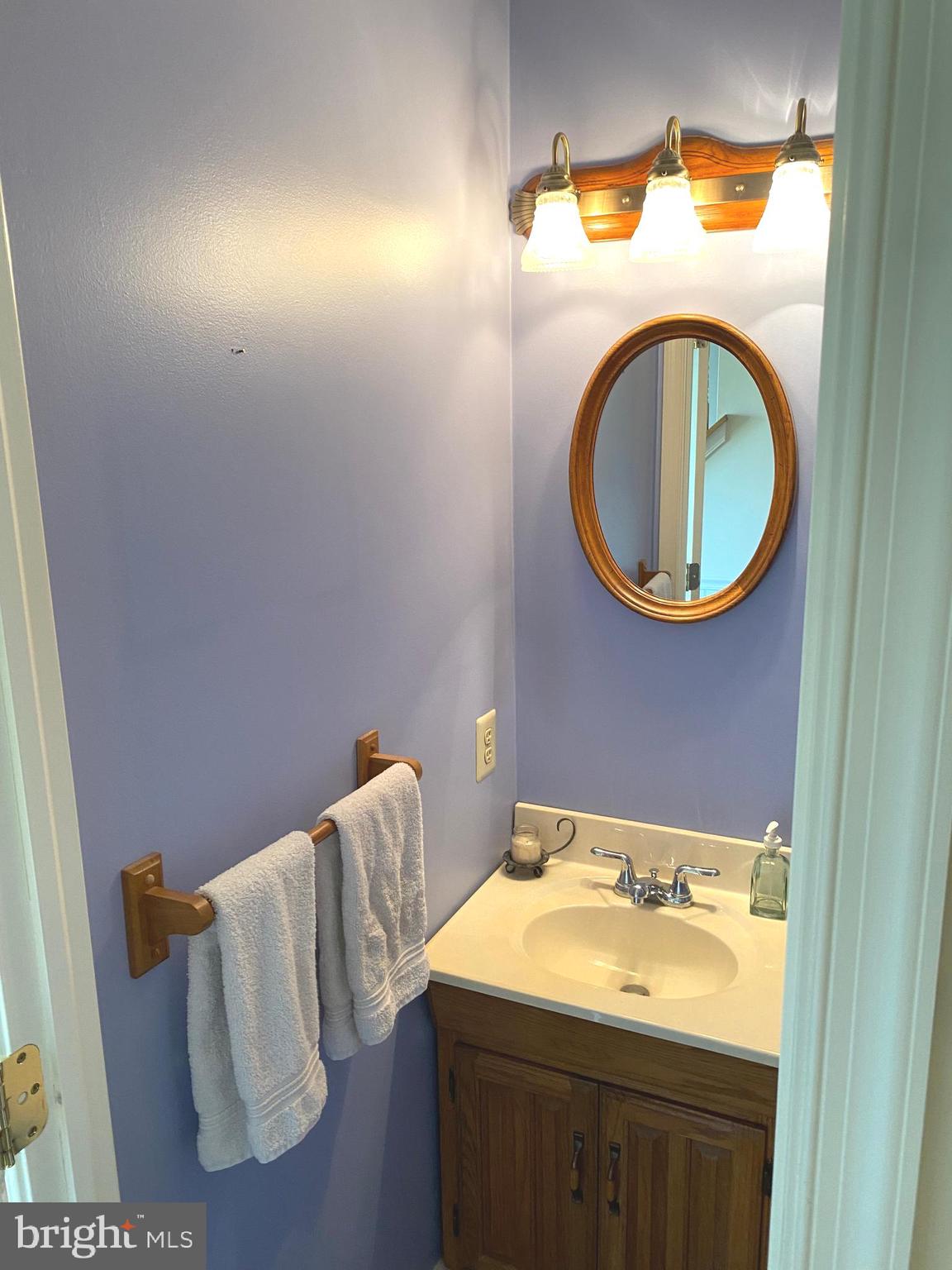 12 Paddock Circle Horsham, PA 19044 - Photo 40 of 40 Powder Room