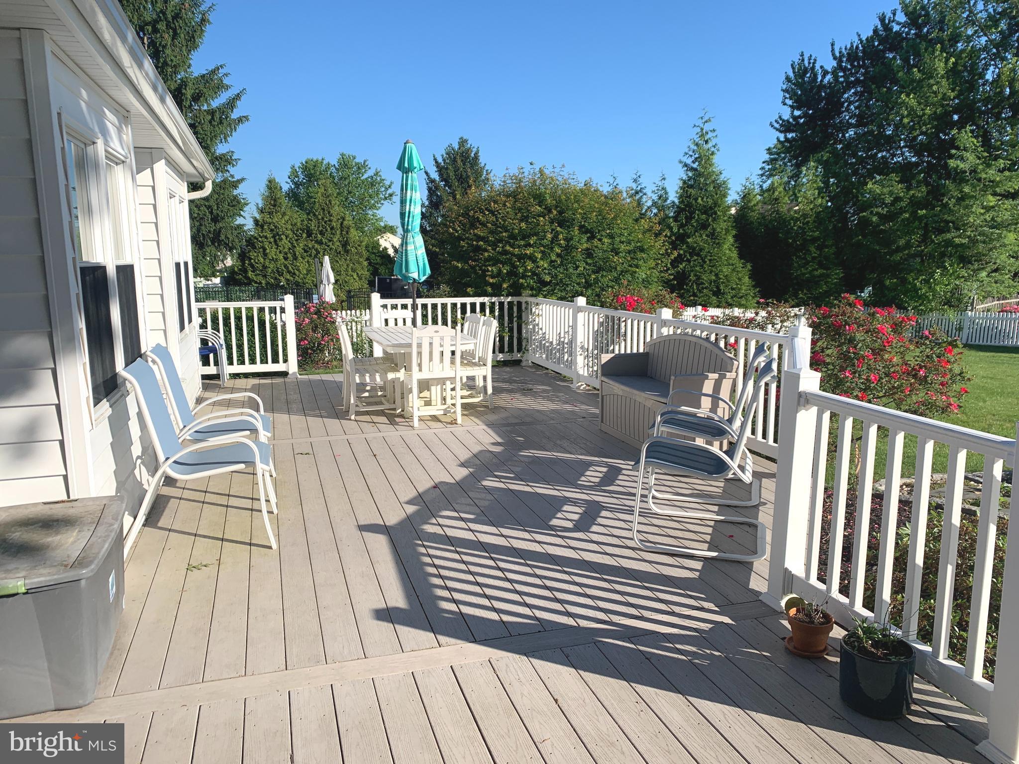 12 Paddock Circle Horsham, PA 19044 - Photo 9 of 40 Beautiful Deck