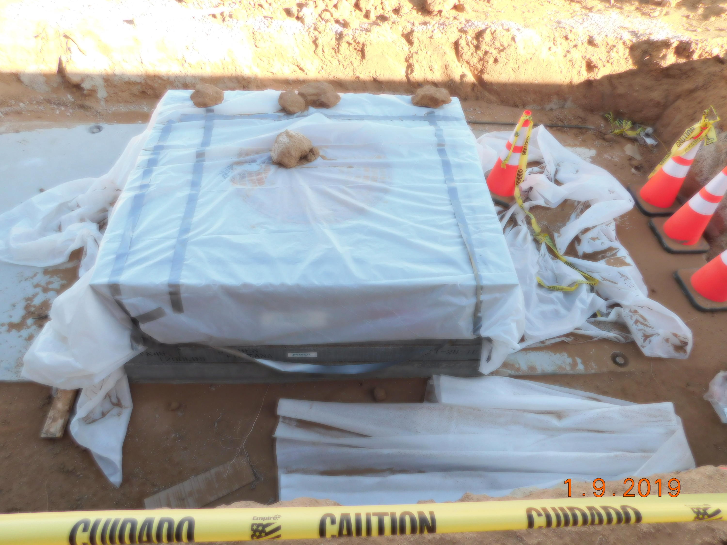 Neuralia Road California City, CA 93505 - Photo 3 of 10 a view of entryway and hall
