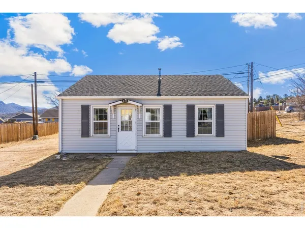 $399,000 | 344 4th Street, Estes Park, CO 80517