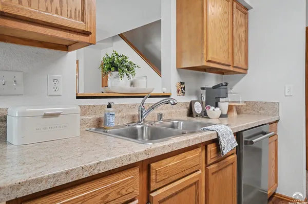 $307,900 | 2702 Coralberry Court, Lawrence, KS 66047