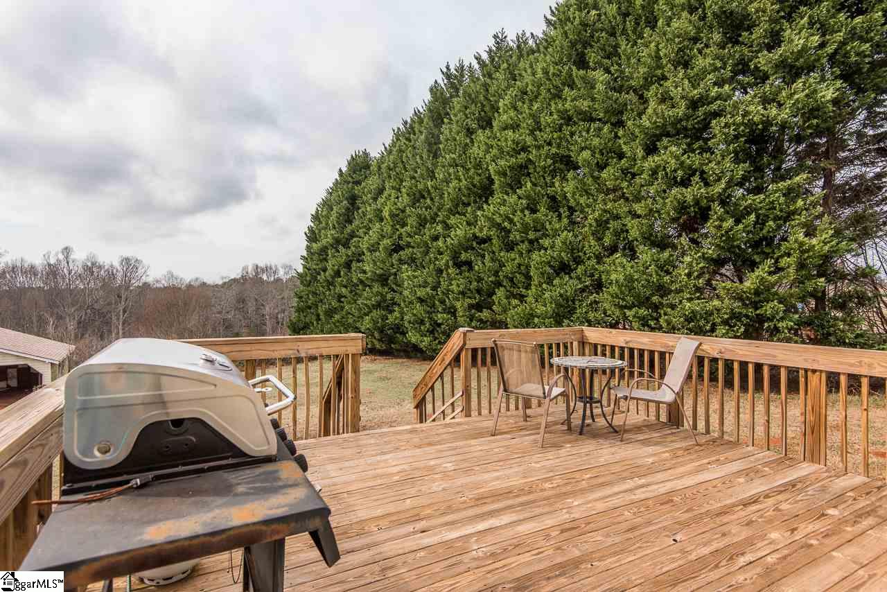 445 Hammett Store Road Lyman, SC 29365 - Photo 15 of 18