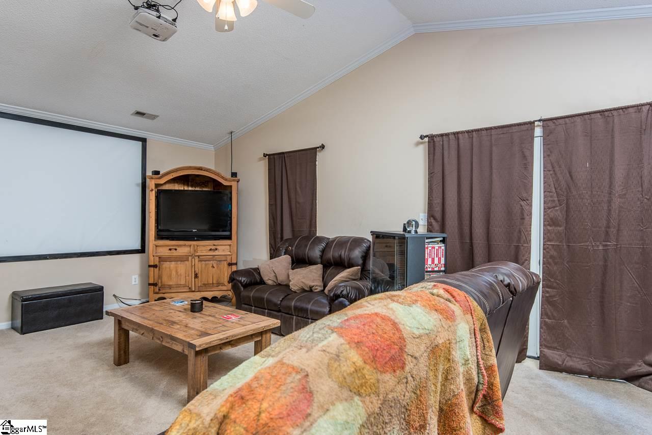 445 Hammett Store Road Lyman, SC 29365 - Photo 5 of 18