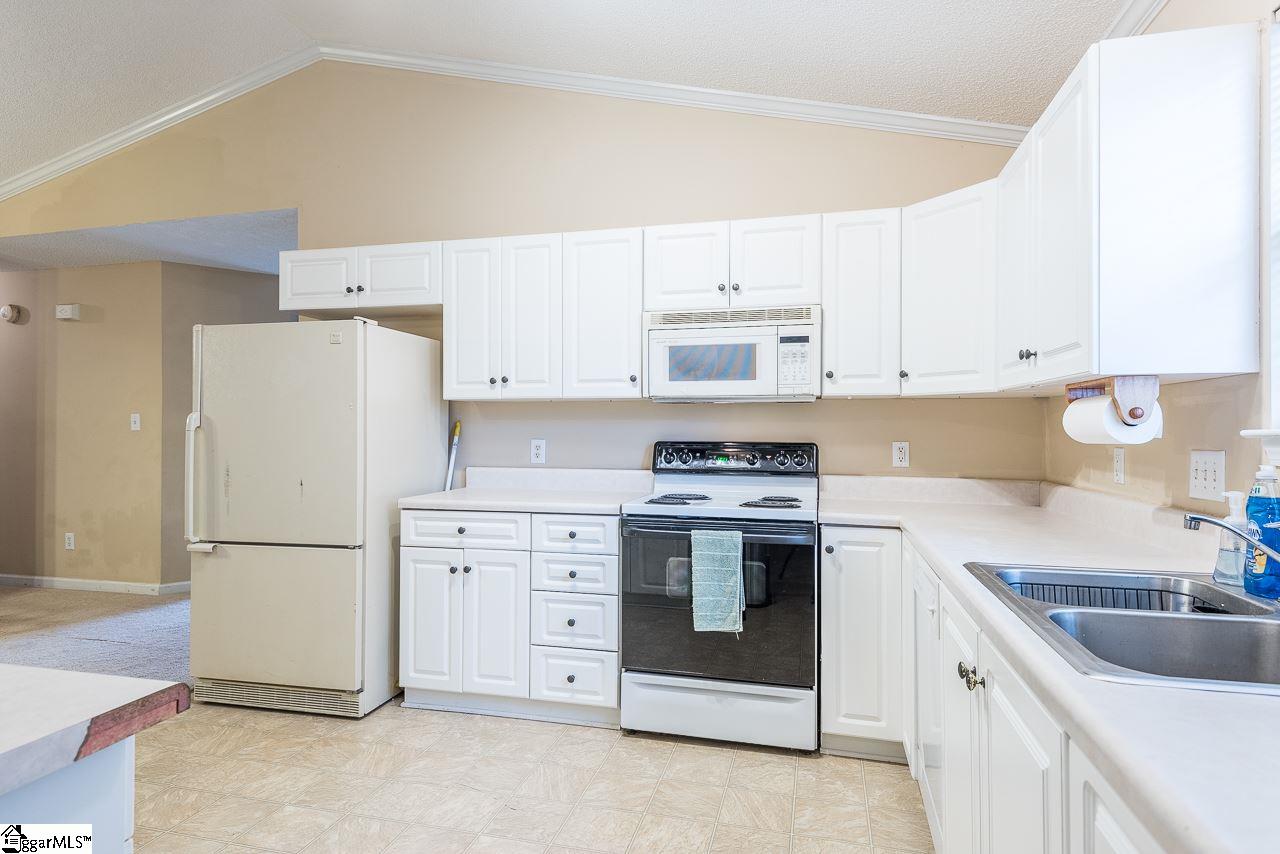 445 Hammett Store Road Lyman, SC 29365 - Photo 6 of 18