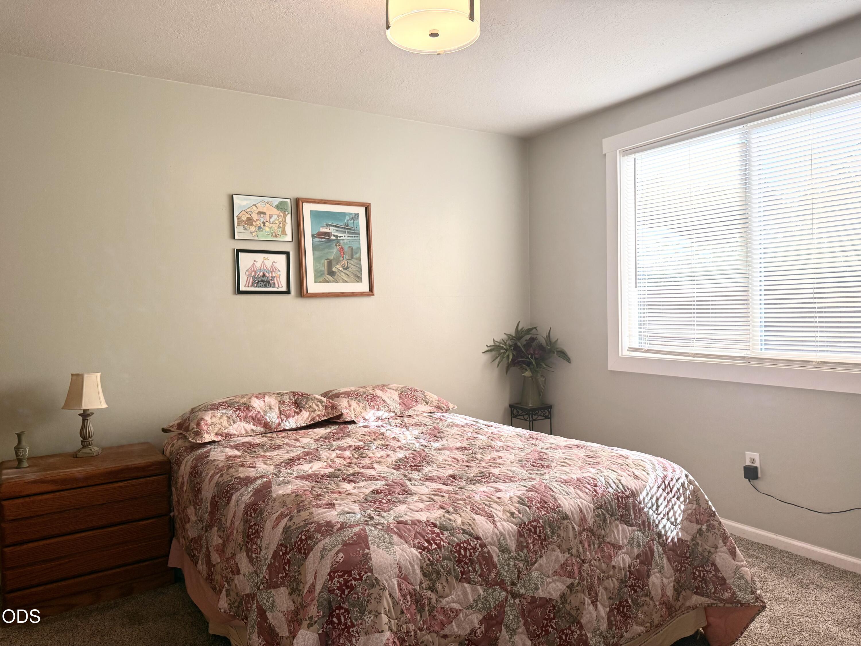 1002 Angler Lane Grants Pass, OR 97527 - Photo 11 of 23