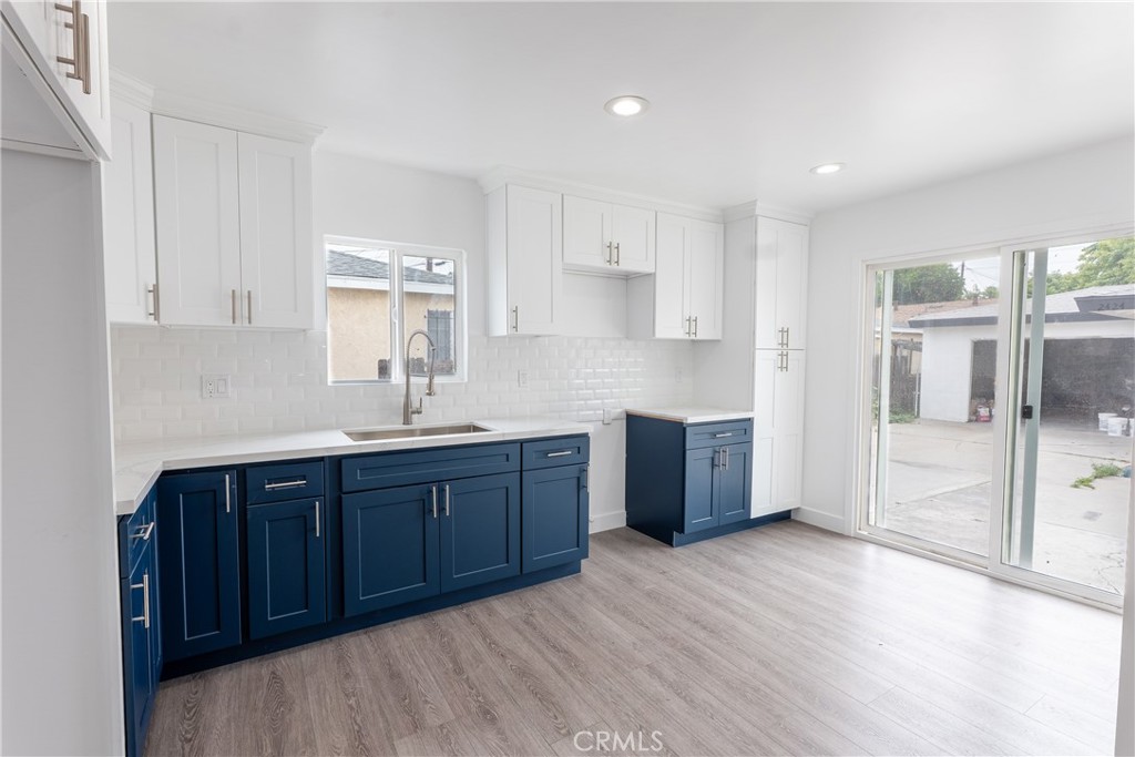 2422 Bryce Road El Monte, CA 91732 - Photo 4 of 25 Kitchen Front house