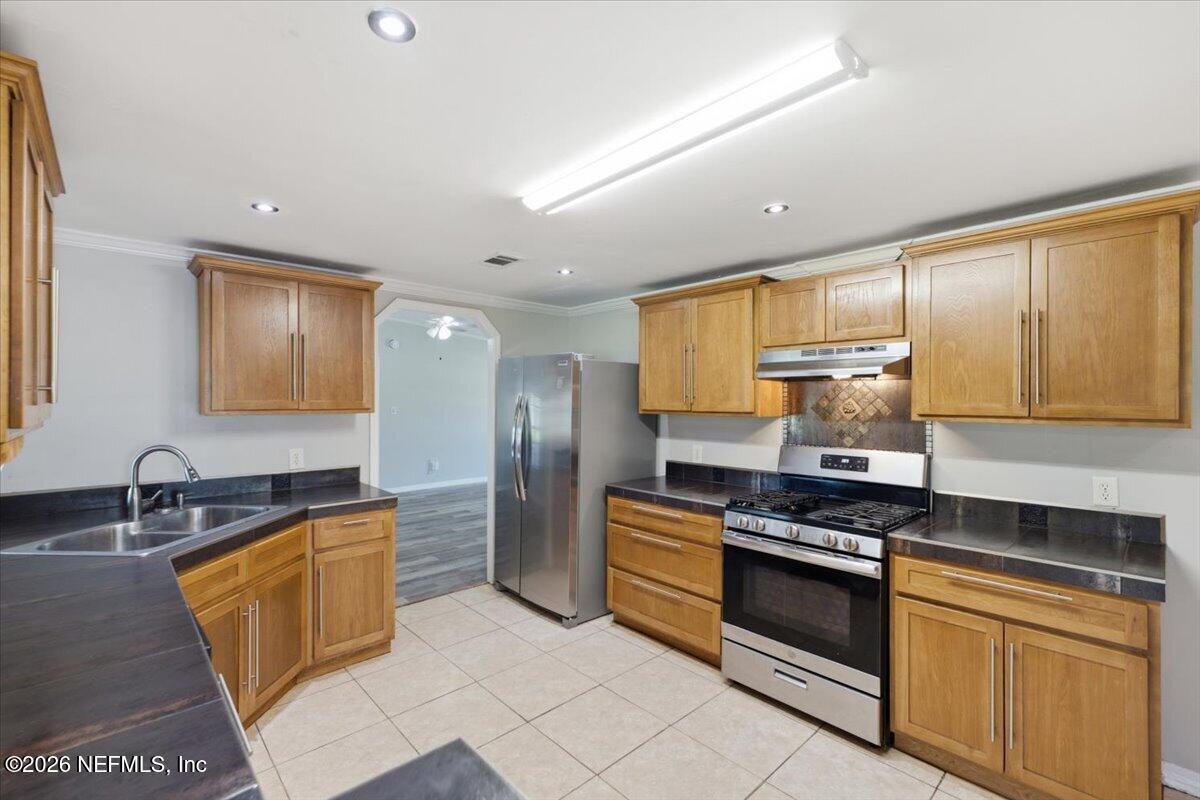 2203 Mallard Road Middleburg, FL 32068 - Photo 19 of 42 Kitchen
