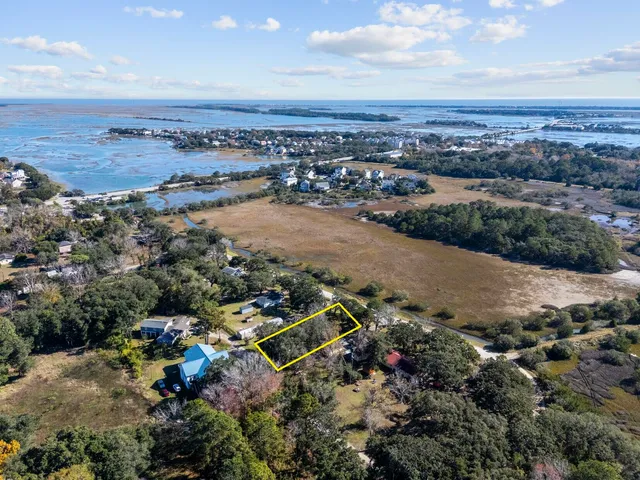 $525,000 | 1816 Battery Island Drive, Charleston, SC 29412