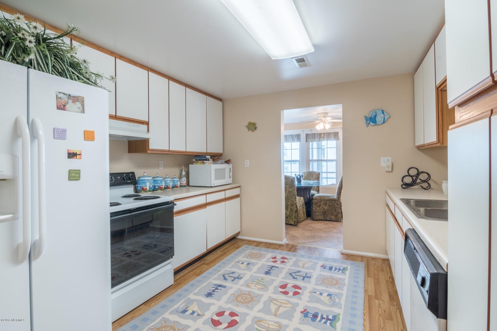 215 Ridgecrest Drive Chocowinity, NC 27817 - Photo 25 of 36 025