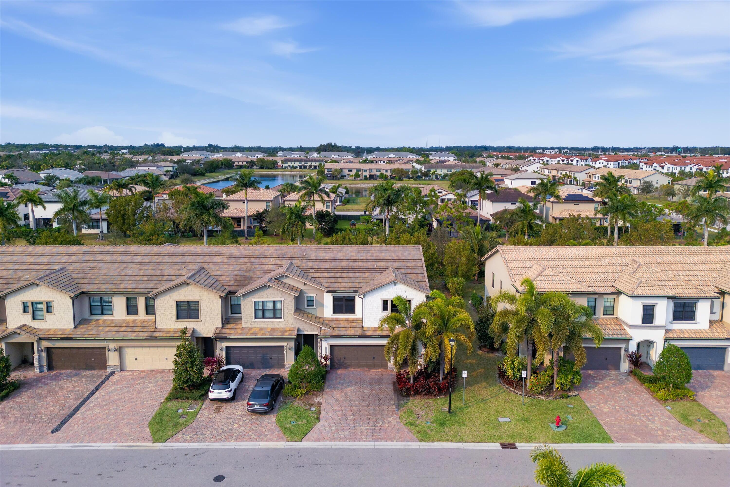 8289 Cadre Noir Road Lake Worth, FL 33467 - Photo 50 of 72 49-2048