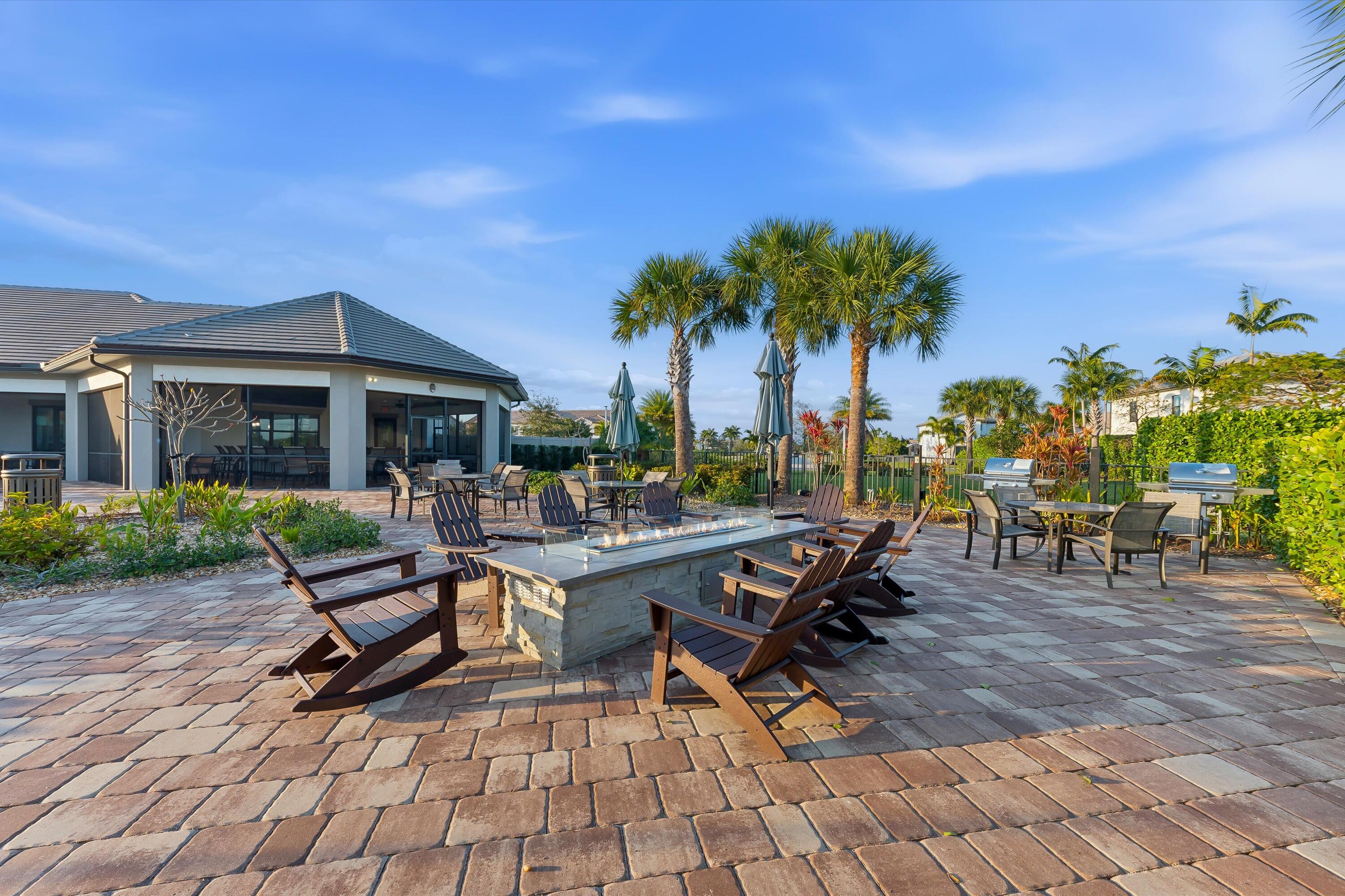 8289 Cadre Noir Road Lake Worth, FL 33467 - Photo 61 of 72 06-2061