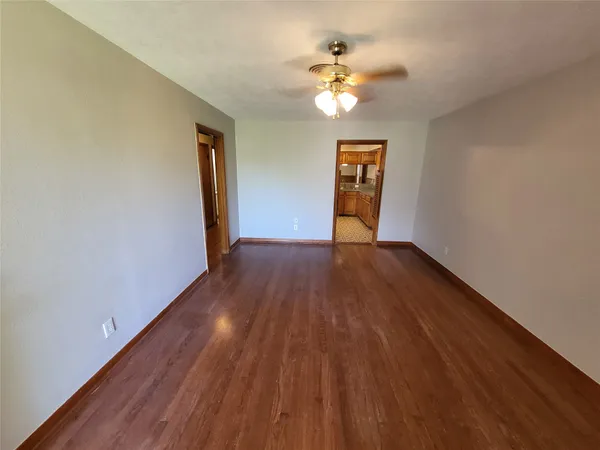 $1,400 | 804 Littlejohn Court, Pasadena, TX 77502