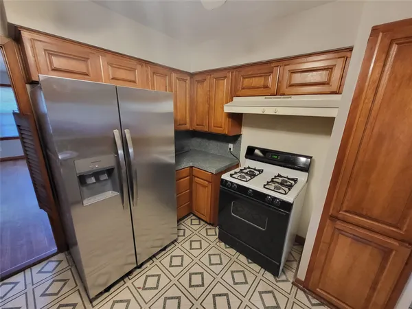 $1,400 | 804 Littlejohn Court, Pasadena, TX 77502