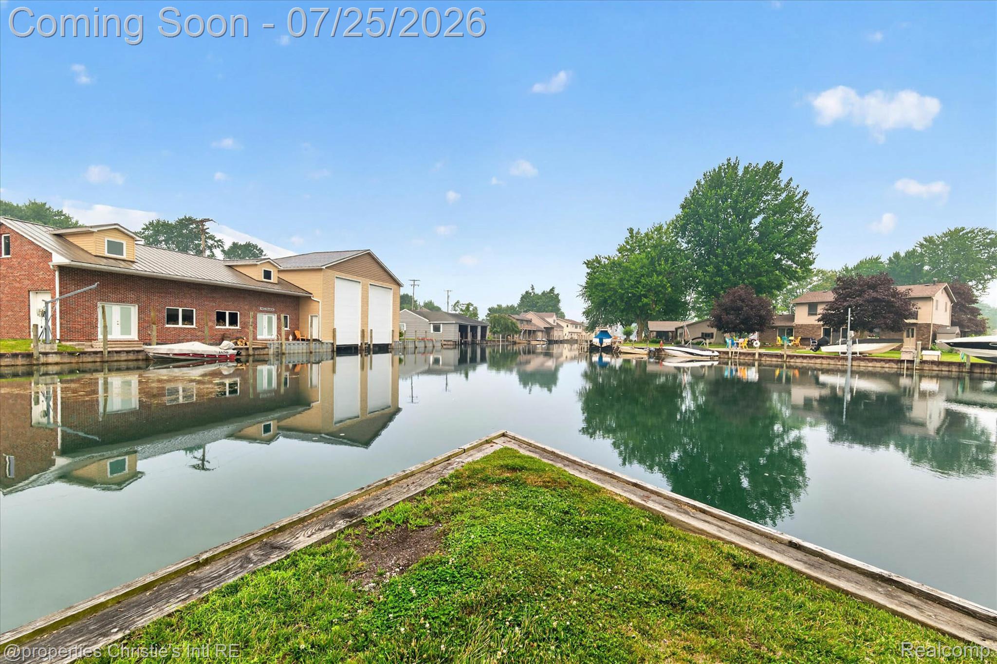 7292 Bluebill Road Algonac, MI 48001 - Photo 3 of 12 1 (3 of 11).jpg