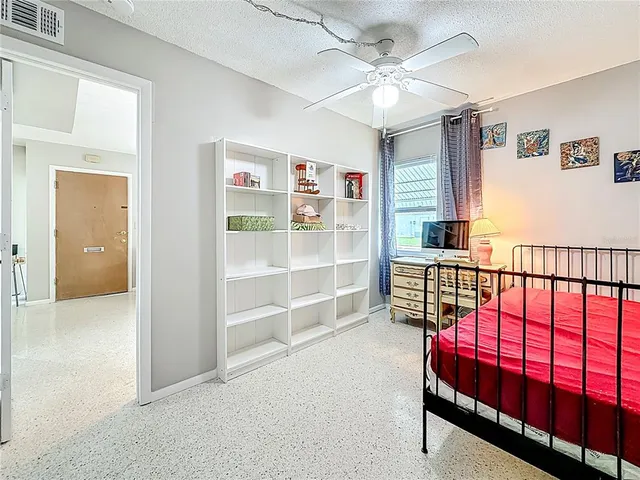 $1,450 | 250 Rosery Road Northwest, Unit 283, Largo, FL 33770