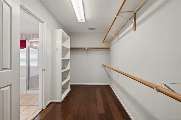 $2,595 | 3127 Edgewood Drive, Pearland, TX 77584