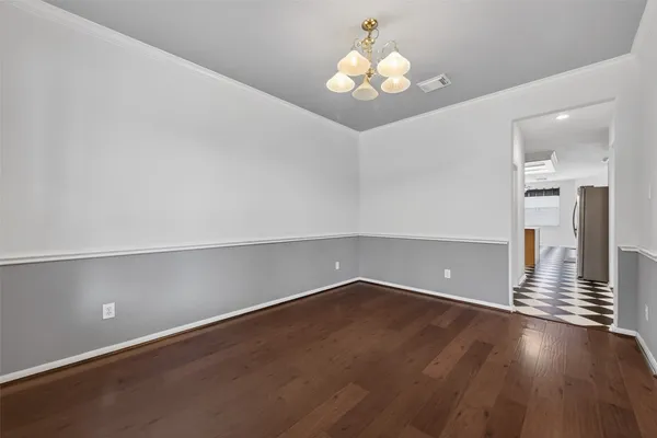 $2,695 | 3127 Edgewood Drive, Pearland, TX 77584