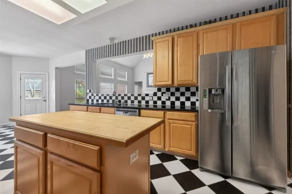 $2,595 | 3127 Edgewood Drive, Pearland, TX 77584