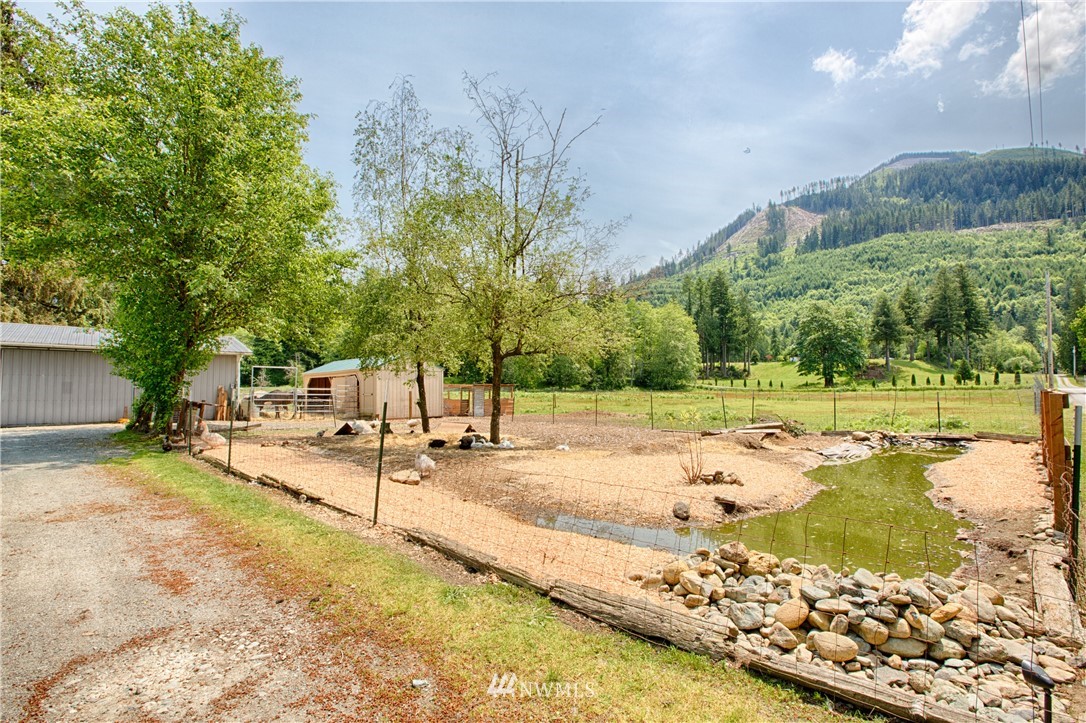 10813 Potts Road Sedro-Woolley, WA 98284 - Photo 4 of 23 Gallery Image 4