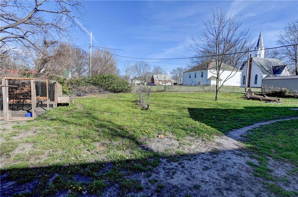 511 North Main Street Corder, MO 64021 - Photo 34 of 43