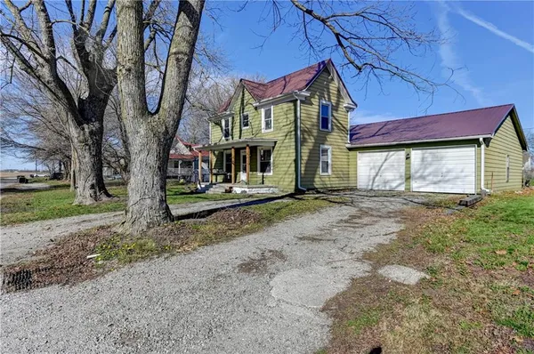 $162,000 | 511 North Main Street, Corder, MO 64021