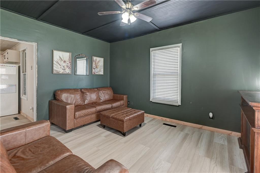 511 North Main Street Corder, MO 64021 - Photo 9 of 43