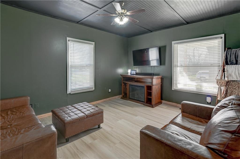 511 North Main Street Corder, MO 64021 - Photo 10 of 43