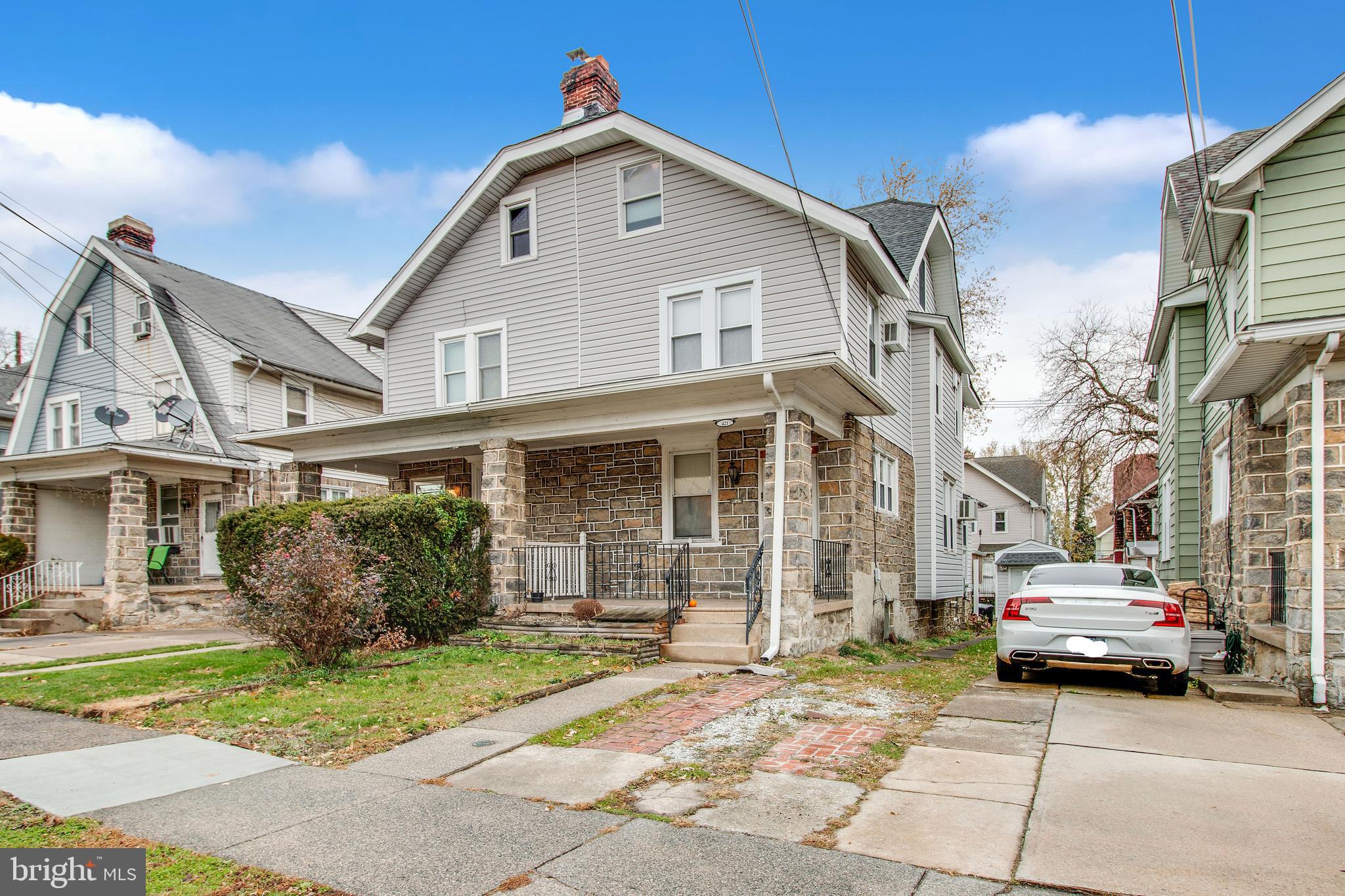 421 Holly Road Lansdowne, PA 19050 - Photo 1 of 22