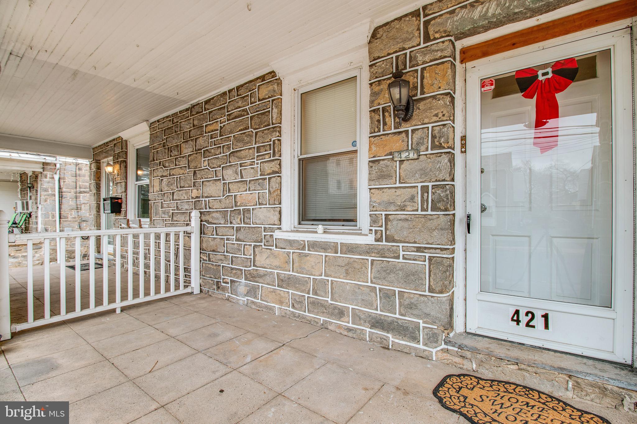 421 Holly Road Lansdowne, PA 19050 - Photo 3 of 22 Porch