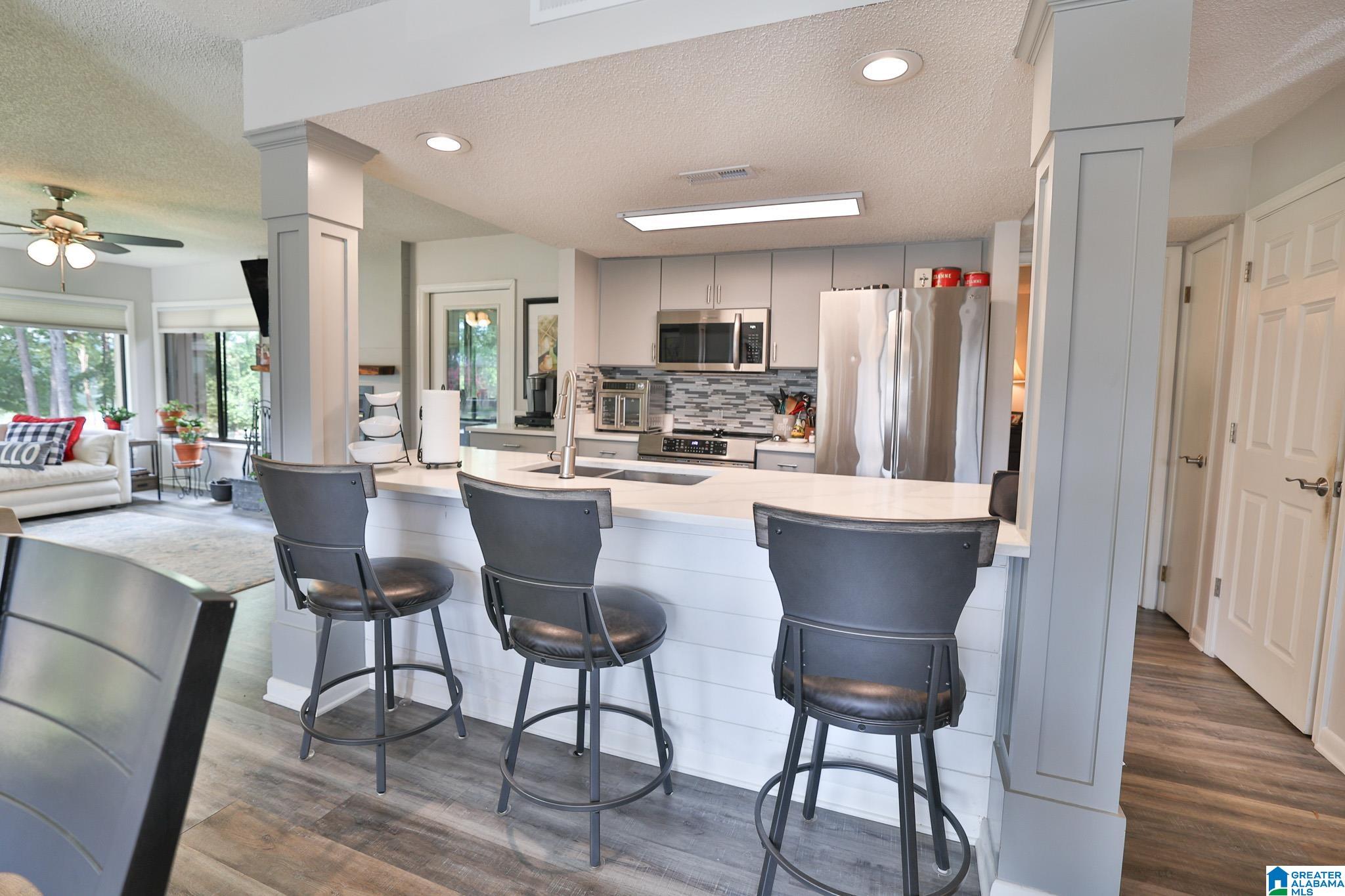 402 Paradise Isle, Unit 402 Riverside, AL 35135 - Photo 24 of 51