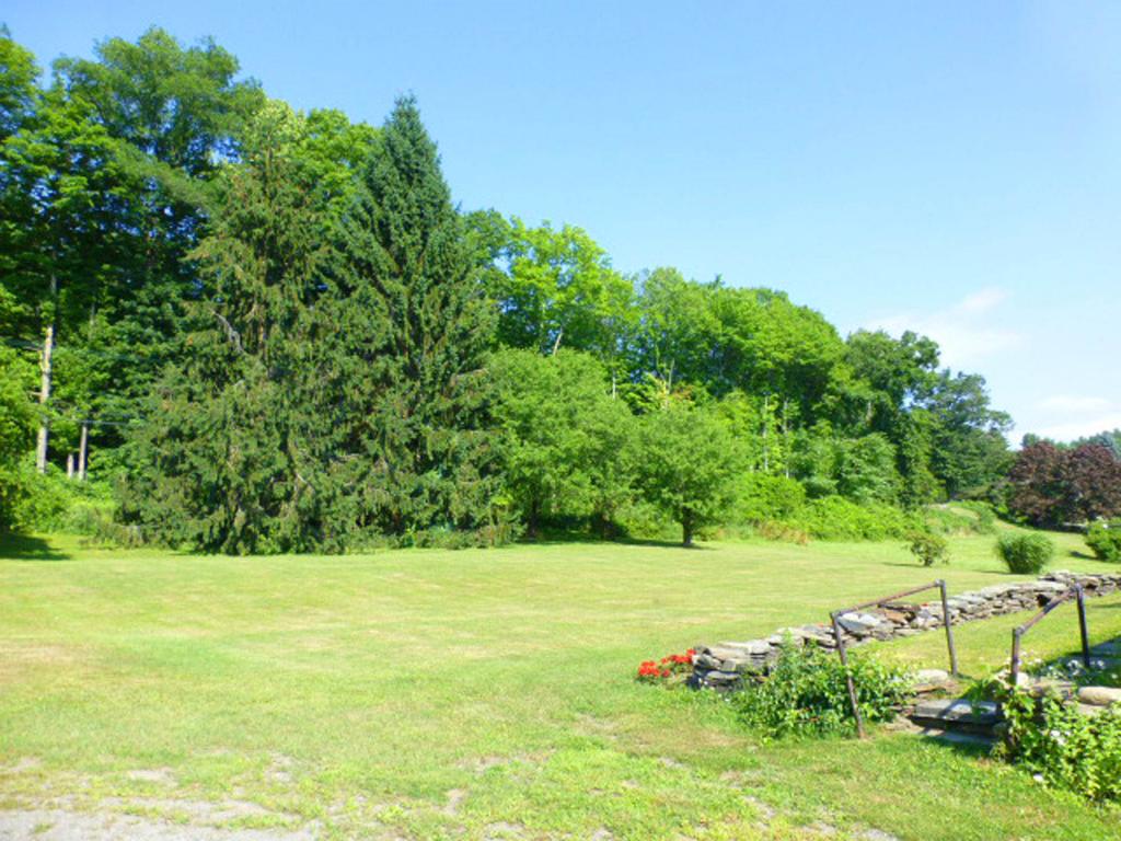 404 Kipling Road Dummerston, VT 05301 - Photo 26 of 28
