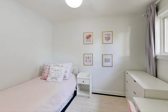 $899,900 | 560 Drexel Avenue, Glencoe, IL 60022