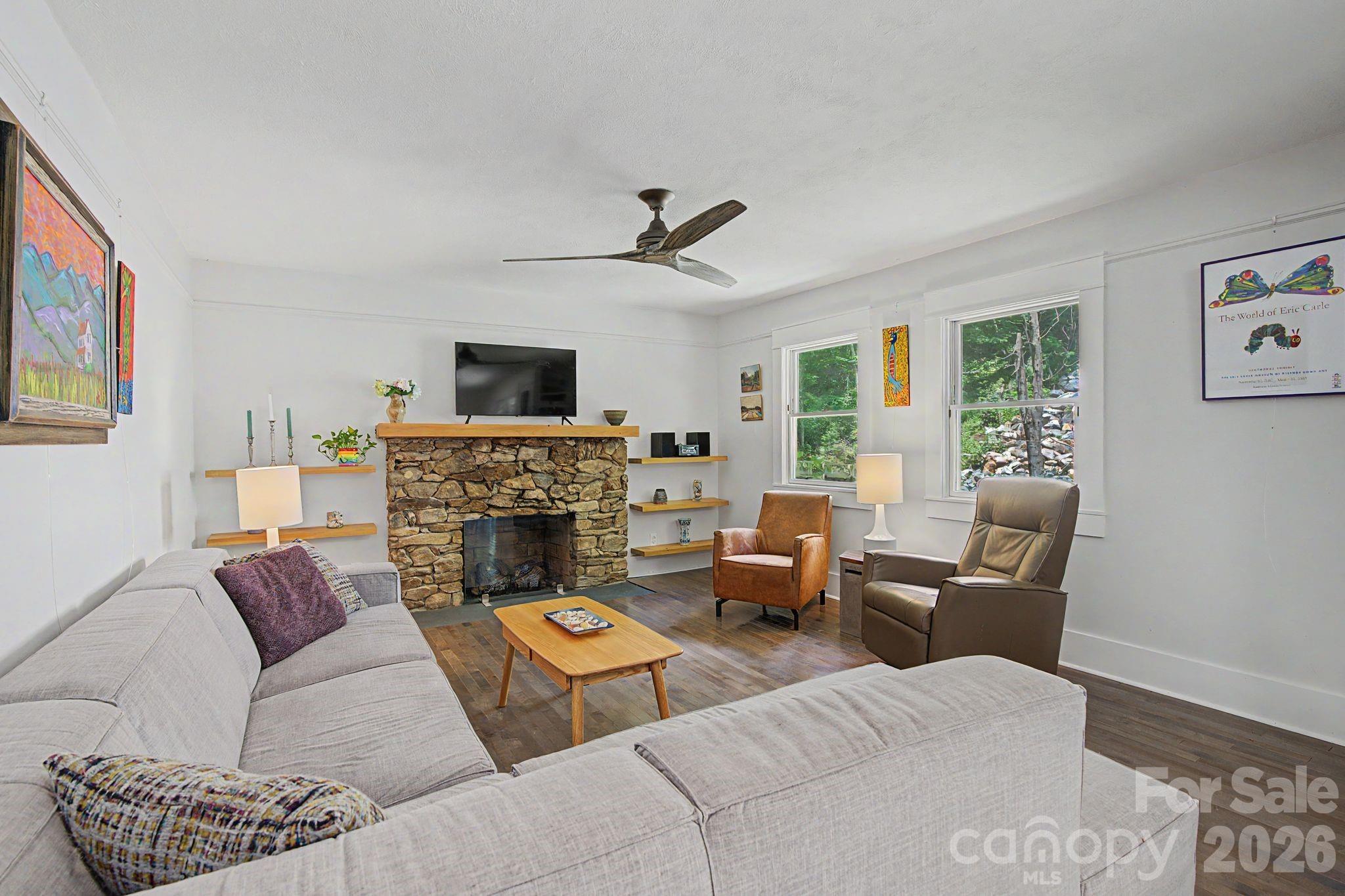 878 Garren Creek Road Fairview, NC 28730 - Photo 10 of 46