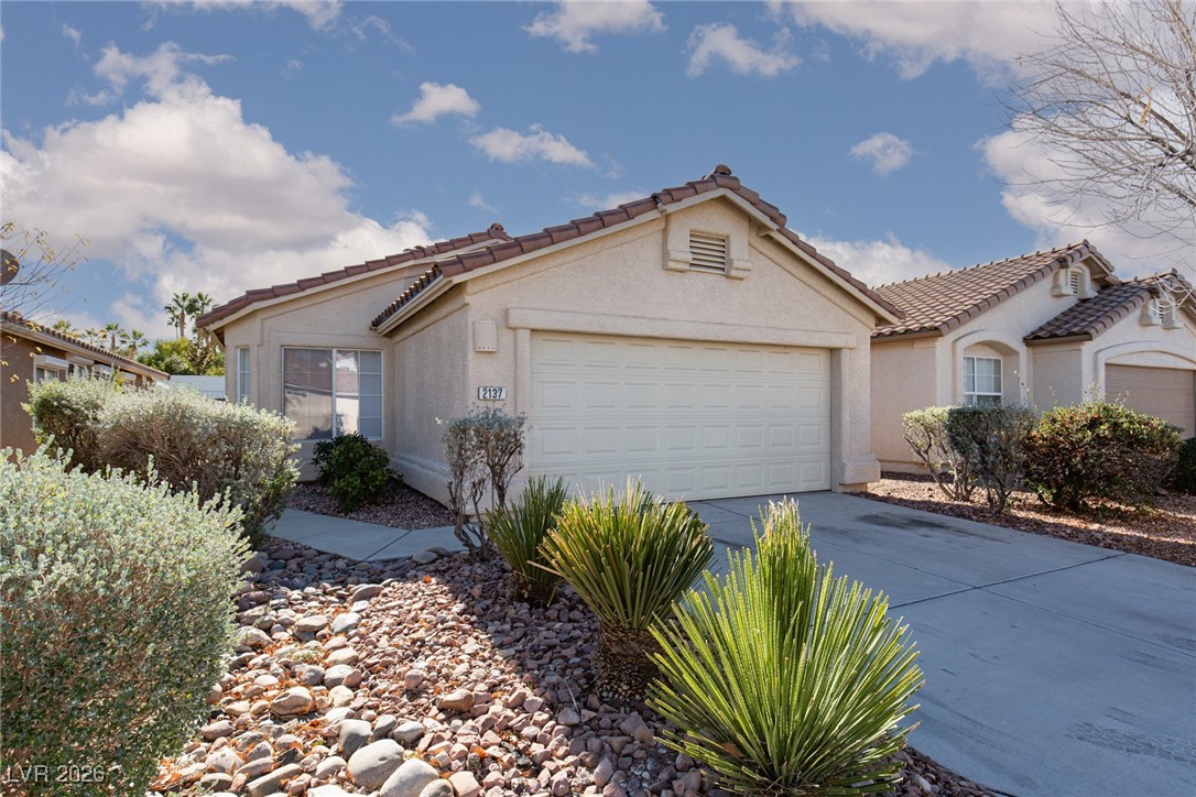 2137 Hidden Ranch Terrace Henderson, NV 89052 - Photo 2 of 24