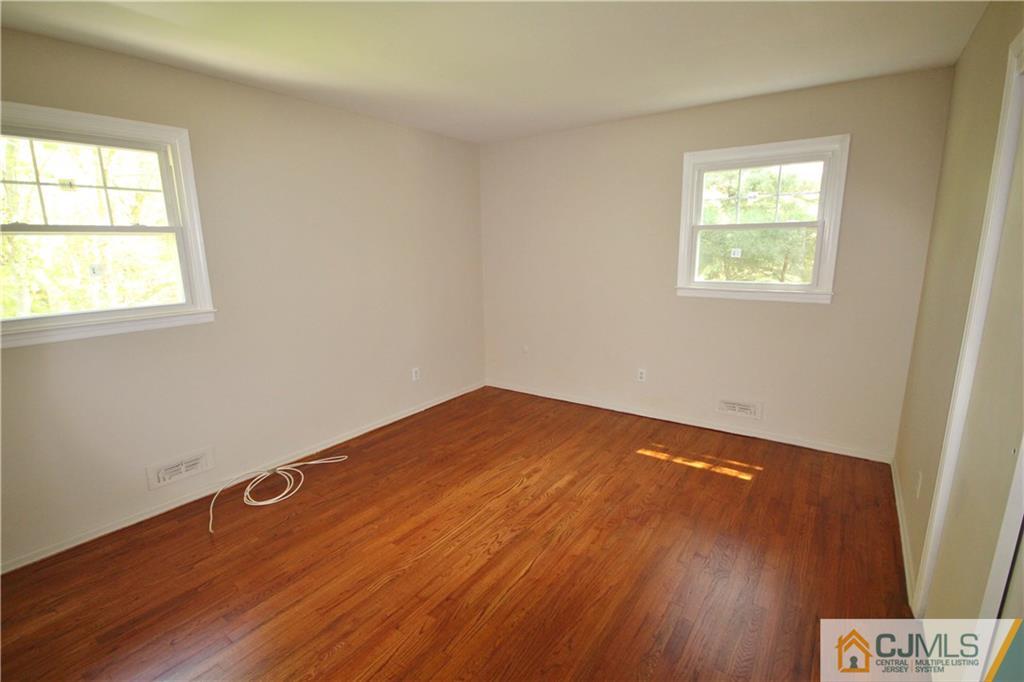 24 Alexander Road East Brunswick, NJ 08816 - Photo 15 of 23 Gallery Image 15